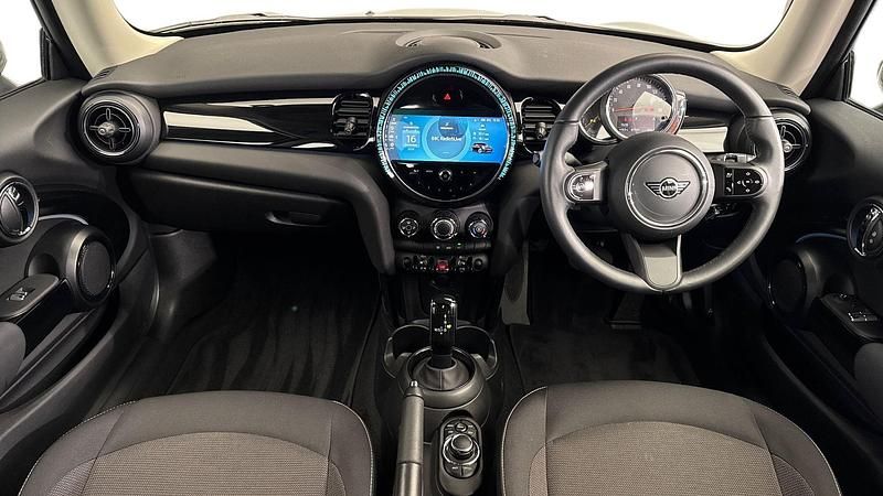 Used Mini ONE Classic 101 HP (74 kW) 2021 Grey Hatchback