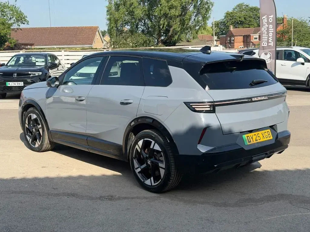Used Vauxhall Grandland X Ultimate 213 HP (156 kW) 2025 Grey SUV