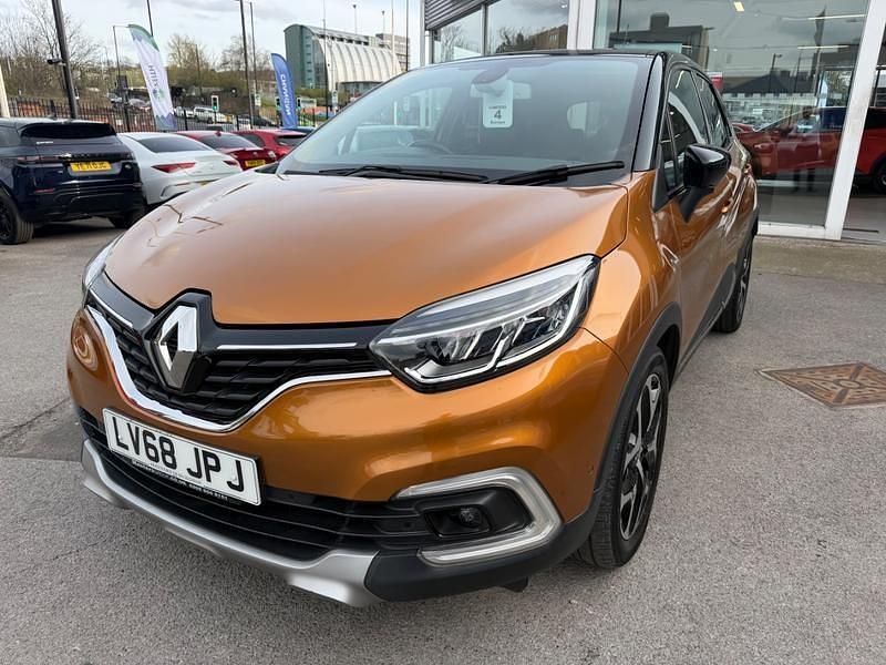 Second-hand Renault Captur GT-Line 90 CP (66 kW) 2018 Negru SUV