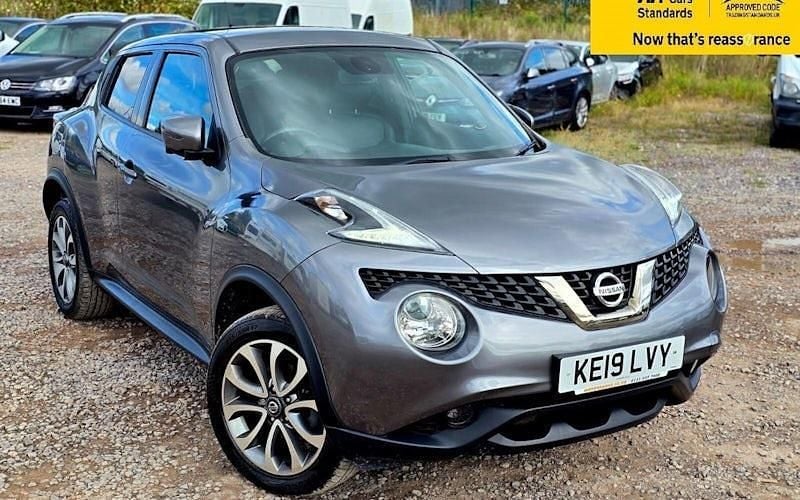 Grey Used 2018 Nissan Juke Tekna SUV | £9,388 (Fair price) - Image 1/4