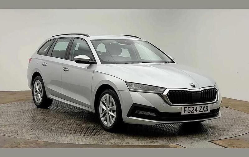 Used Skoda Octavia SE Technology 200 HP (147 kW) 2024 Silver Estate