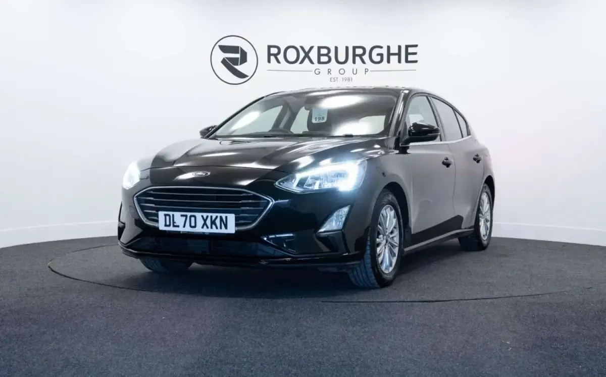 Usado Ford Focus Titanium 125 HP (91 kW) 2020 Preto Citadino
