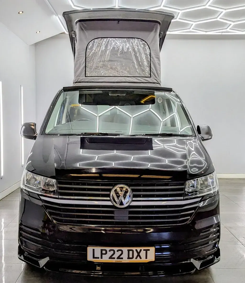 Used VW Transporter Startline 150 HP (110 kW) 2022 Black Van