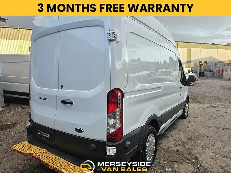 Used Ford Transit 130 HP (95 kW) 2018 White Van