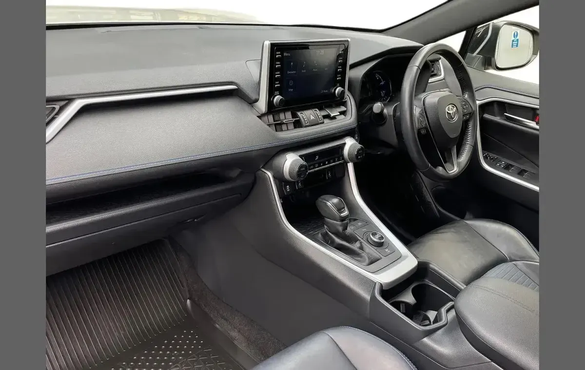 Used Toyota RAV4 Hybrid 218 HP (160 kW) 2020 Other SUV