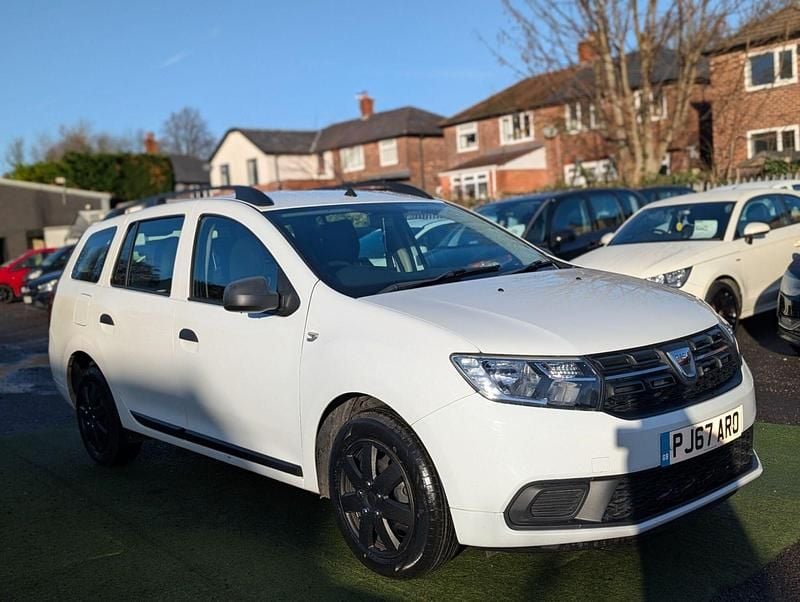 White Used 2017 Dacia Logan MCV Ambiance Estate | £3,500 (Fair price) - Image 1/4