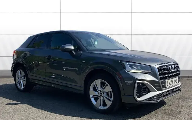Used Audi Q2 S-Line 150 HP (110 kW) 2024 SUV