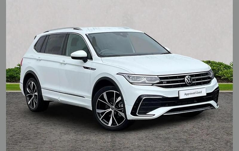 Used VW Tiguan Allspace R-line 150 HP (110 kW) 2025 White SUV
