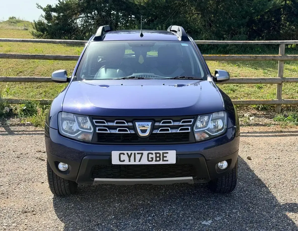 Used Dacia Duster Prestige 110 HP (80 kW) 2017 Blue SUV