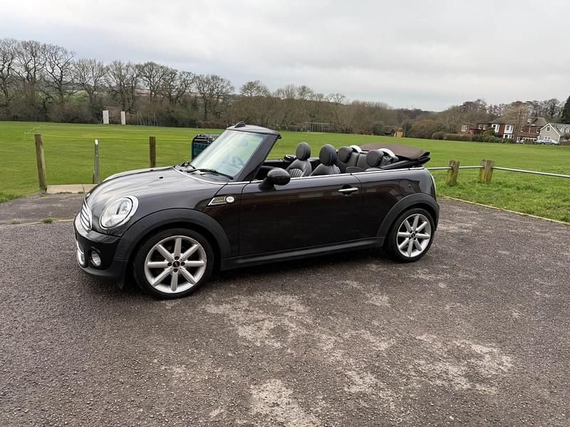 Used Mini Cooper D Cabriolet 112 HP (82 kW) 2013 Brown Cabriolet