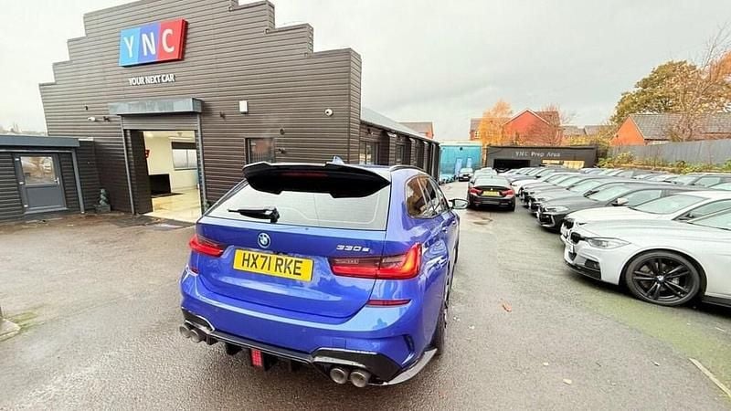 Blue Used 2022 BMW 330e M Sport Estate | £22,491 (Good price) - Image 1/2