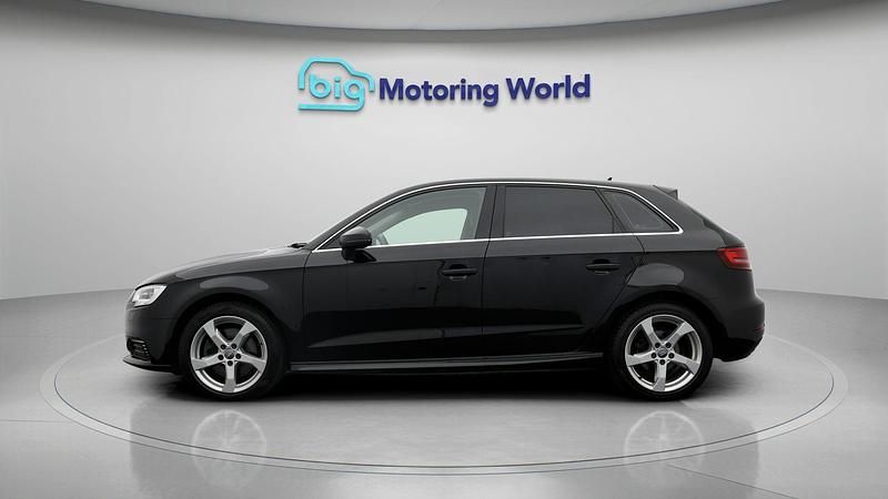 Used Audi A3 Sportback e-tron Advanced 201 HP (147 kW) 2020 Hatchback