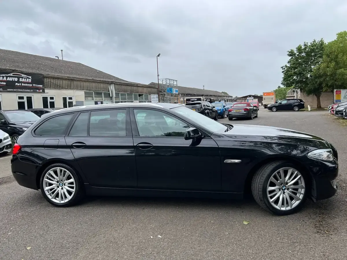 Used BMW 520 2012 Black Estate