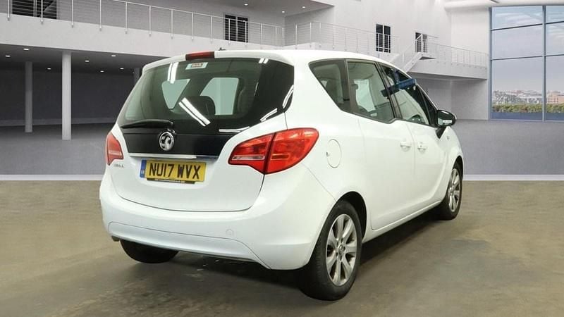 Used Vauxhall Meriva 2017 White MPV