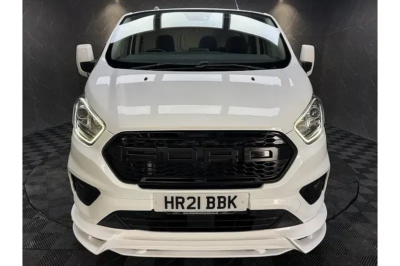 Used Ford Transit Custom Limited 130 HP (95 kW) 2021 White Van