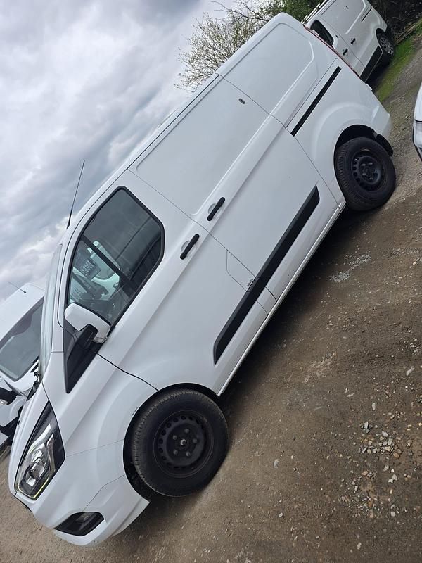 Used Ford Transit Custom Trend 130 HP (95 kW) 2021 White Van