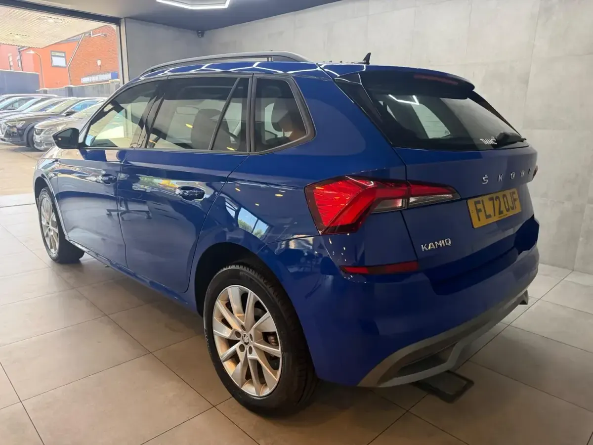Used Skoda Kamiq SE 115 HP (84 kW) 2022 Blue SUV