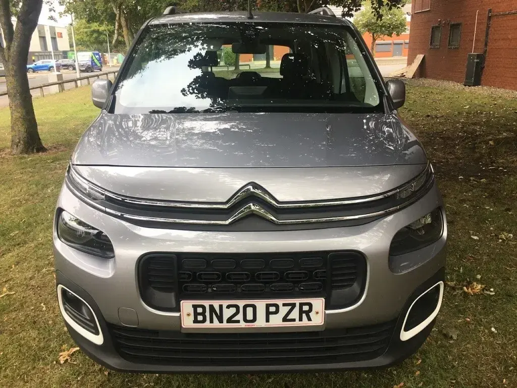Used Citroën e-Berlingo Feel 100 HP (73 kW) 2020 Grey MPV