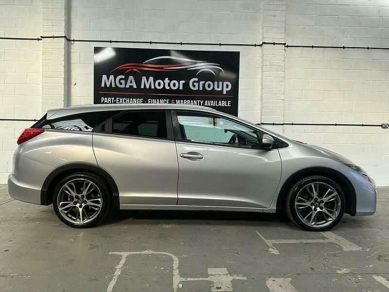 Begagnad Honda Civic SR 2015 Silver Kombi