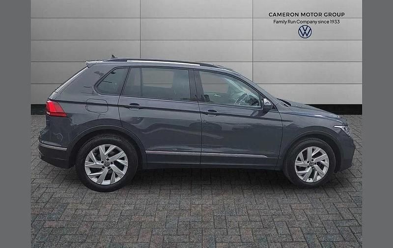 Used VW Tiguan Life 150 HP (110 kW) 2022 Grey SUV