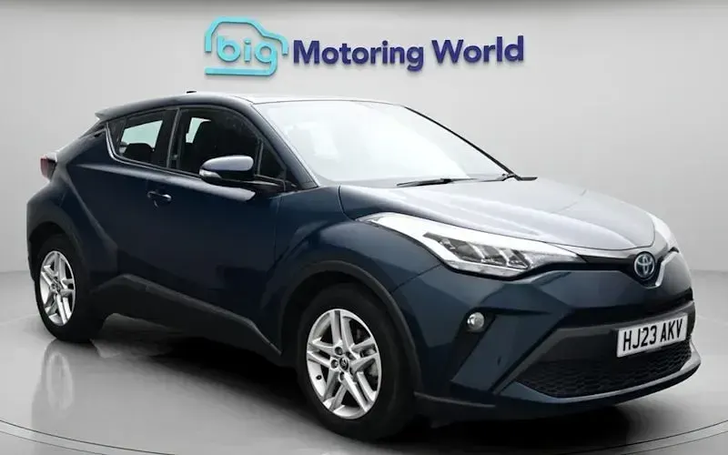 Used Toyota C-HR 122 HP (89 kW) 2023 SUV