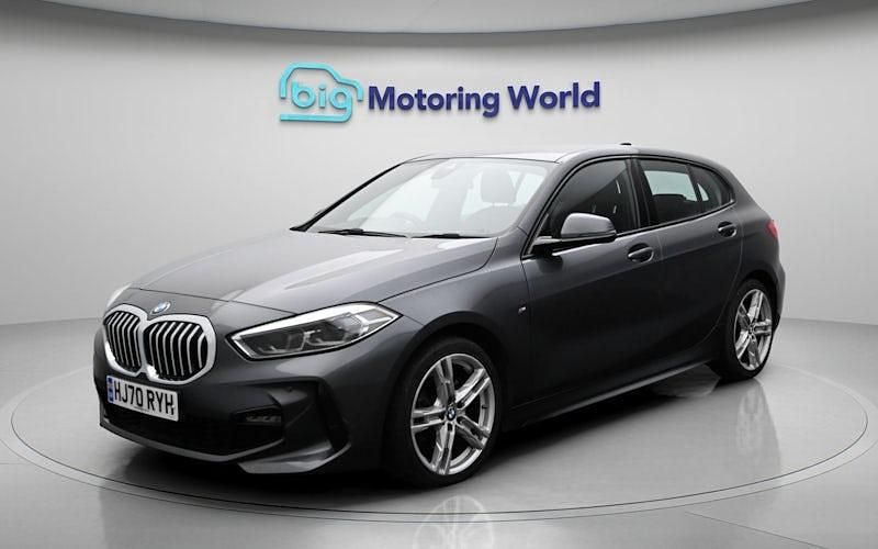 Usado BMW 118 M Sport 140 CV (102 kW) 2020 Gris Utilitario