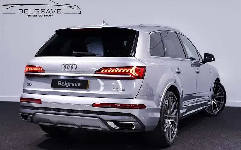 Used Audi Q7 S-Line 231 HP (169 kW) 2024 SUV