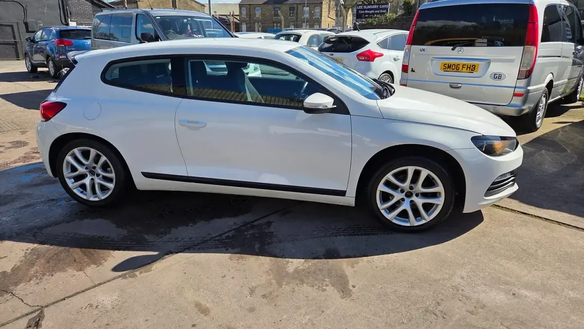 Used VW Scirocco 265 HP (194 kW) 2010 White Coupe