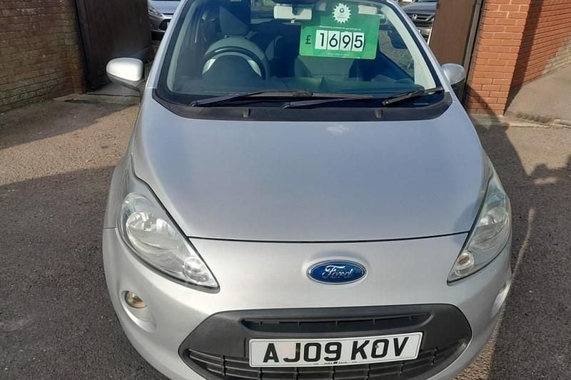 Used Ford Ka Zetec 69 HP (50 kW) 2009 Silver Hatchback