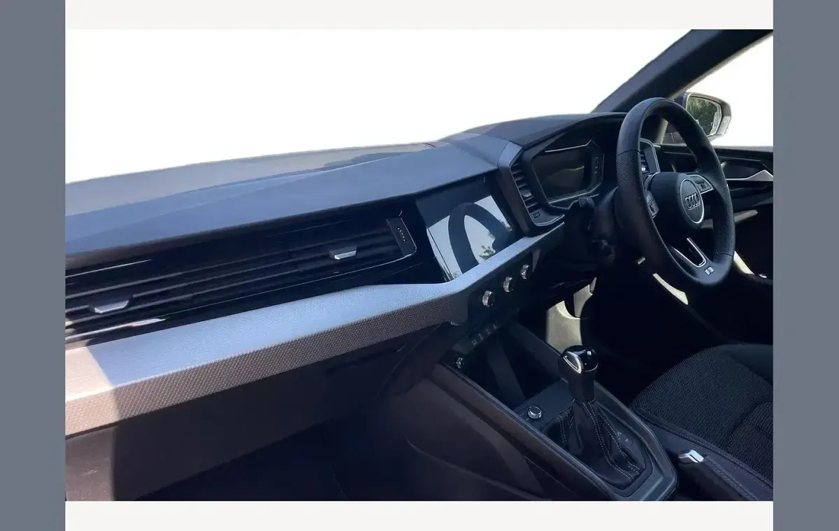 Used Audi A1 S-Line 113 HP (83 kW) 2026 Blue SUV