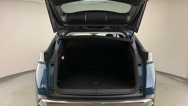 Second-hand Peugeot 3008 Allure 129 CP (94 kW) 2021 Albastru SUV