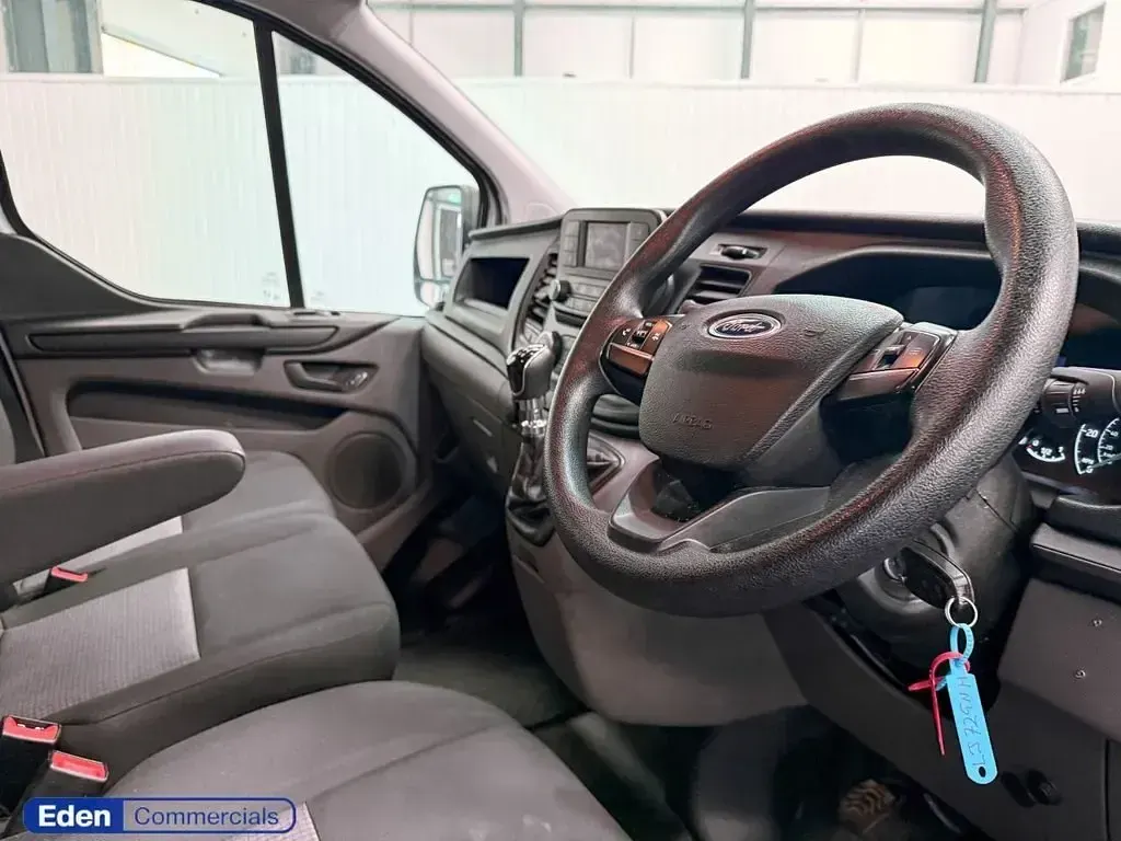 Usado Ford Transit Custom S 130 HP (95 kW) 2023 Branco Van