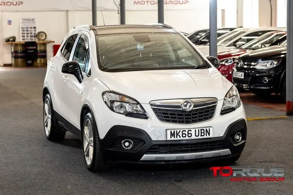 Used Vauxhall Mokka Edition 140 HP (102 kW) 2016 White SUV