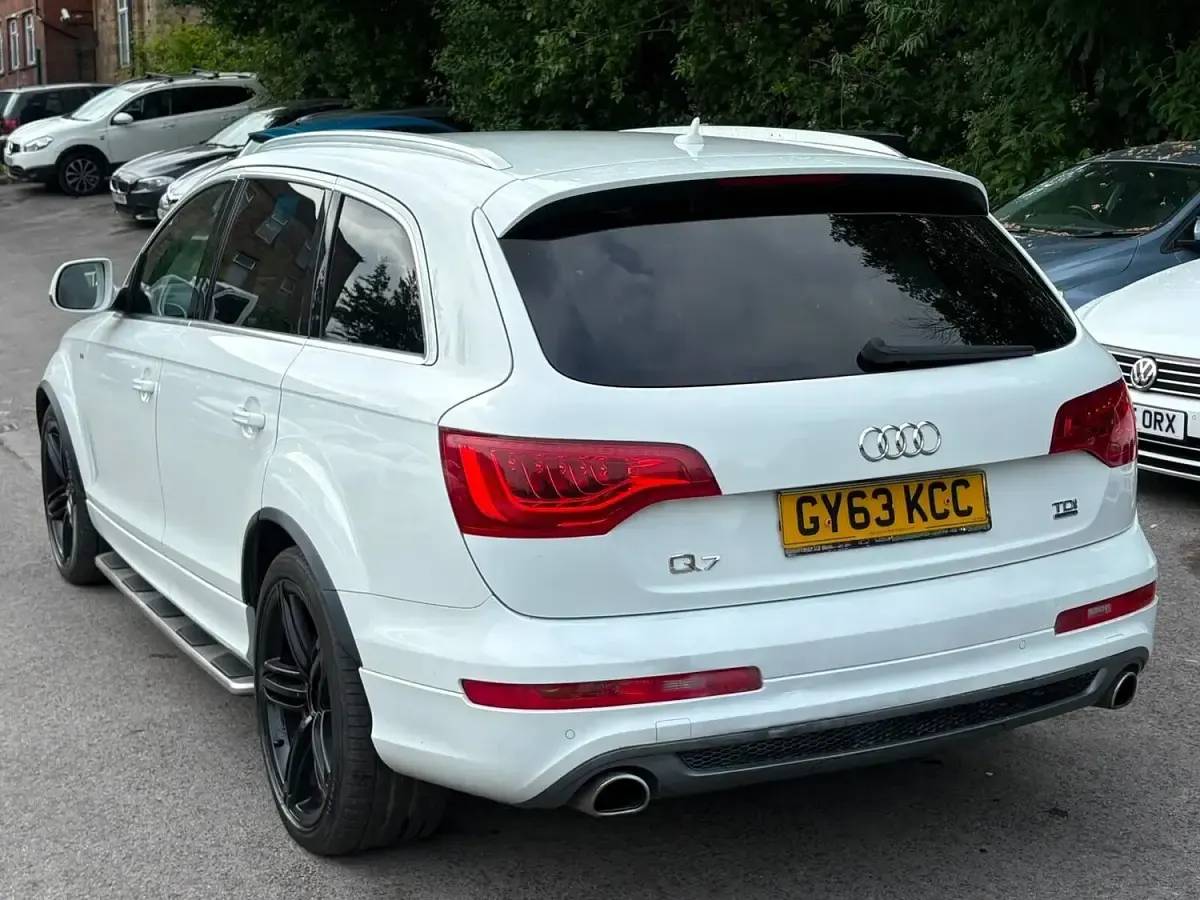 Used Audi Q7 S-line plus 245 HP (180 kW) 2013 White SUV