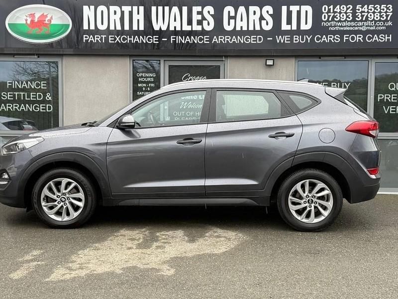Used Hyundai Tucson SE 2016 Grey SUV