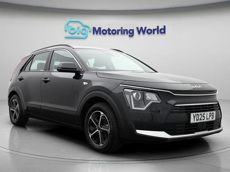 Black Used 2025 Kia Niro SUV | £22,600 (Good price) - Image 1/4