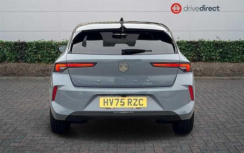 Used Vauxhall Astra Ultimate 131 HP (96 kW) 2025 Additional metallic  graphic grey Hatchback