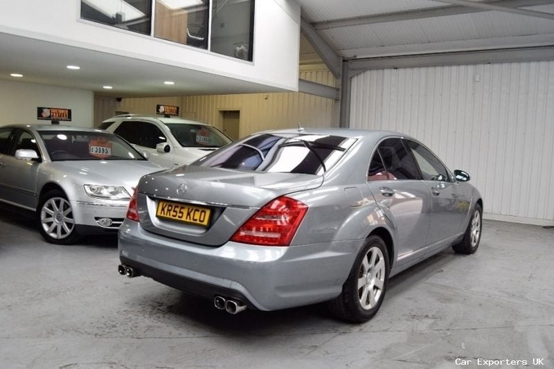 Used Mercedes S320 235 HP (172 kW) 2006 Sedan