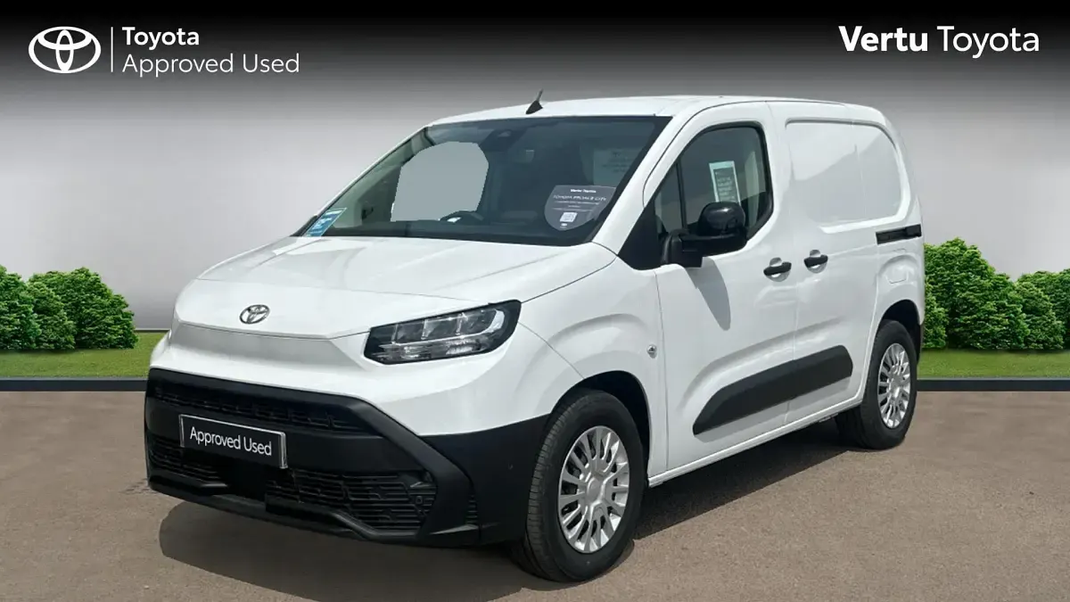 Used Toyota Proace City City 100 kW (136 HP) 2024 MPV