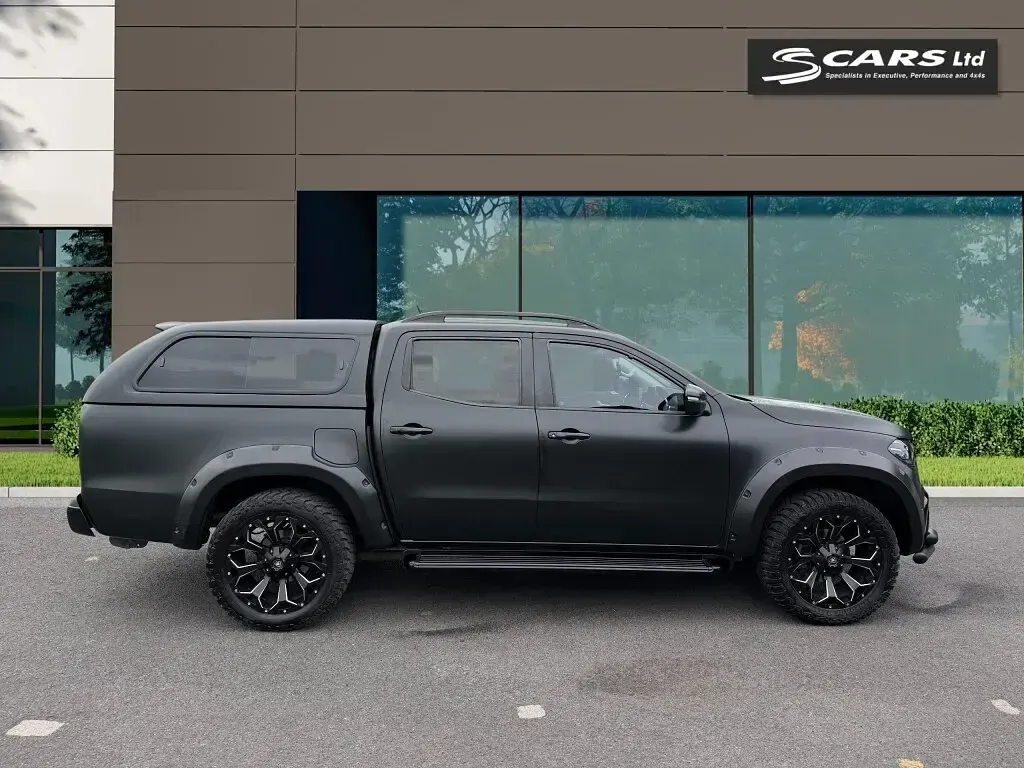 Used Mercedes X250 Progressive 190 HP (139 kW) 2019 Black Pickup