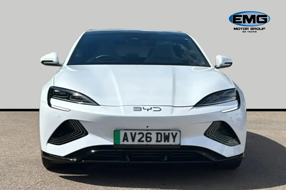 Used BYD Seal 389 kW (530 HP) 2026 White Sedan