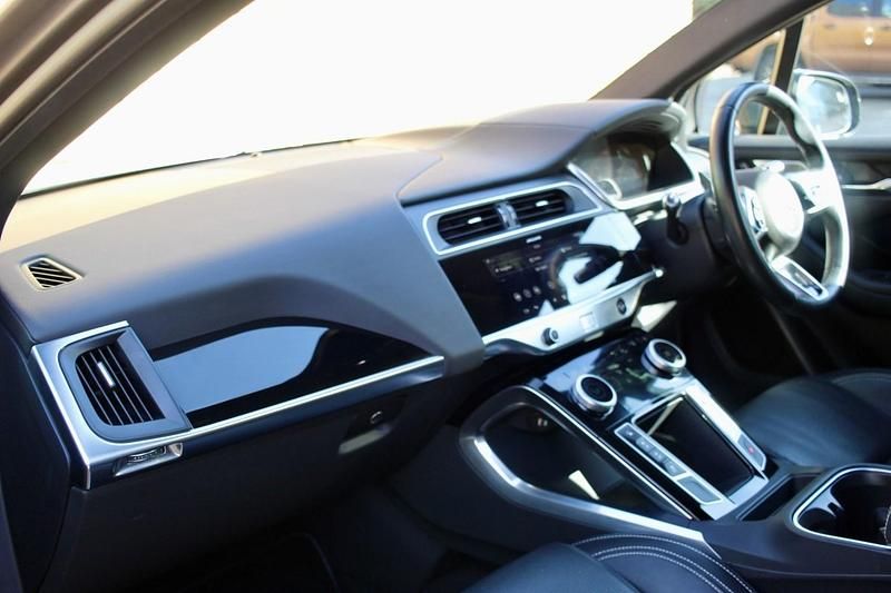 Begagnad Jaguar I-Pace SE 294 kW (400 HK) 2020 Grå SUV