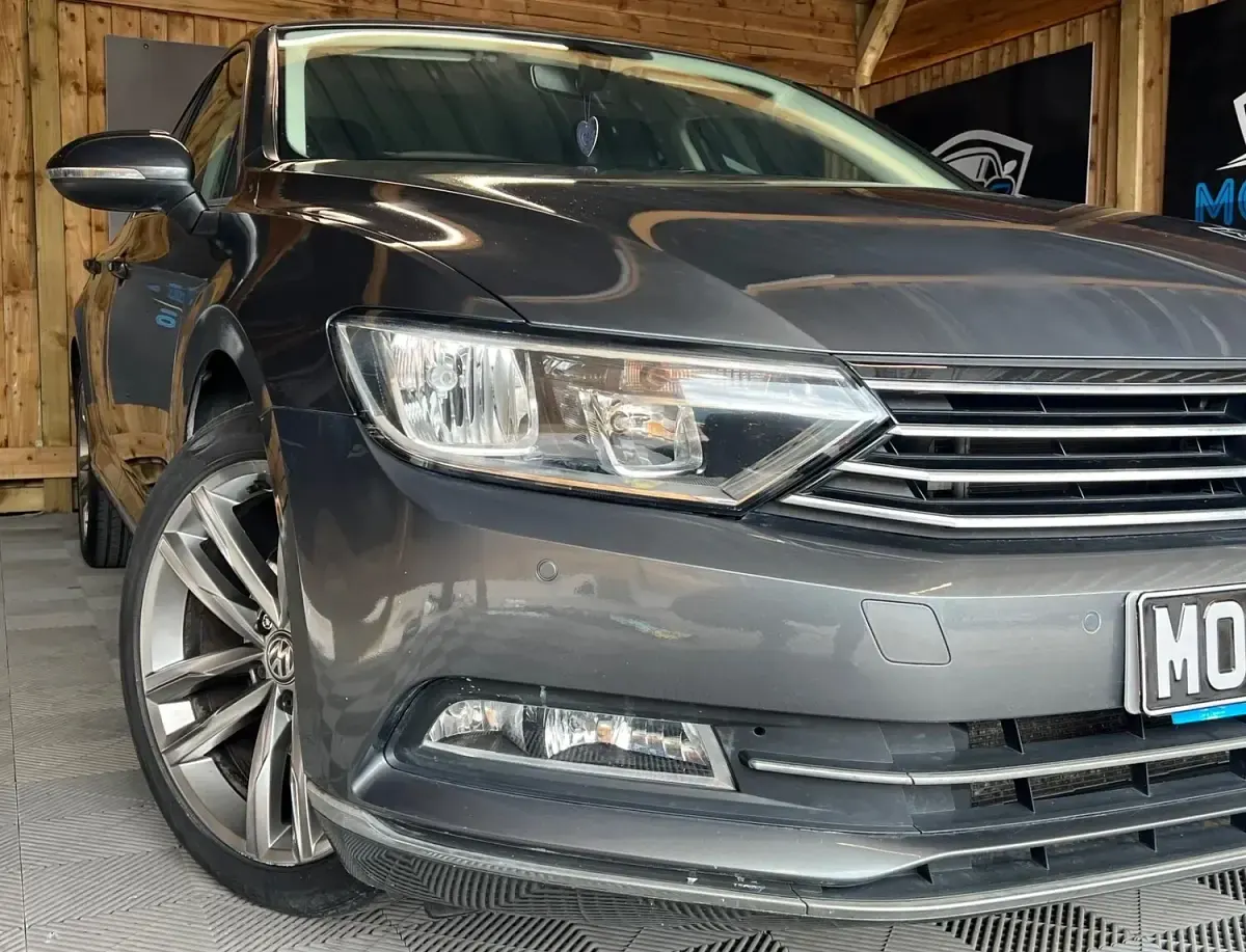 Used VW Passat GT 147 HP (108 kW) 2015 Grey Sedan