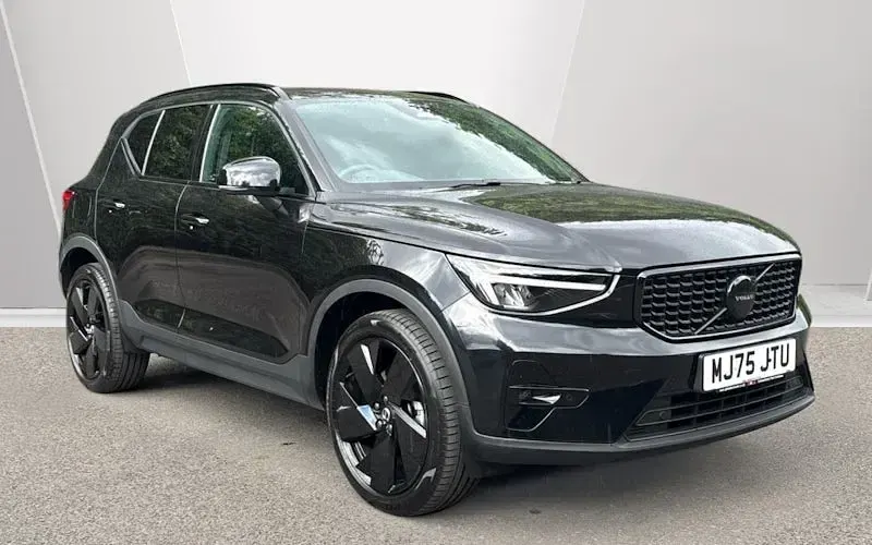 Used Volvo XC40 Plus 163 HP (119 kW) 2025 SUV