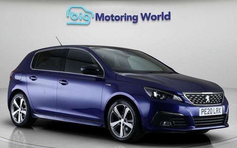 Used Peugeot 308 GT-line 131 HP (96 kW) 2020 Blue Hatchback