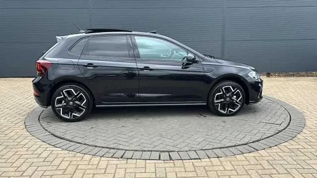 Nowe VW Polo R-line 115 KM (84 kW) 2025 Czarny Hatchback