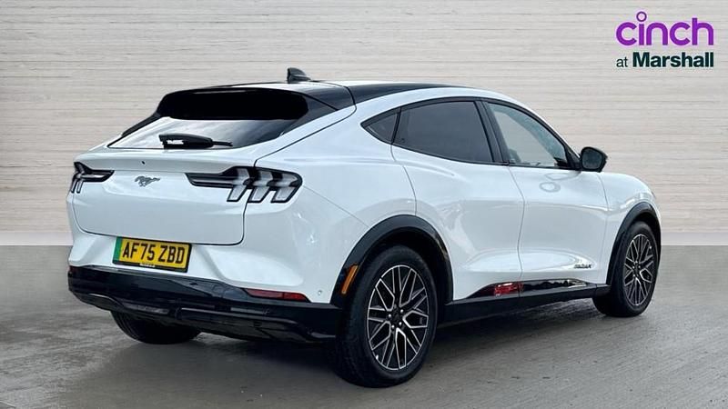 Used Ford Mustang Mach-E Premium 272 kW (370 HP) 2025 Star white (exclusive colour) SUV