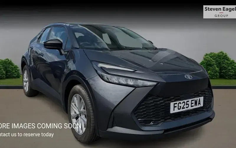 Used Toyota C-HR 140 HP (102 kW) 2026 SUV