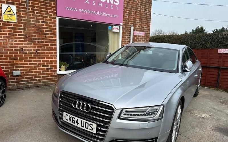 Used Audi A8 Sport 258 HP (189 kW) 2014 Silver Sedan