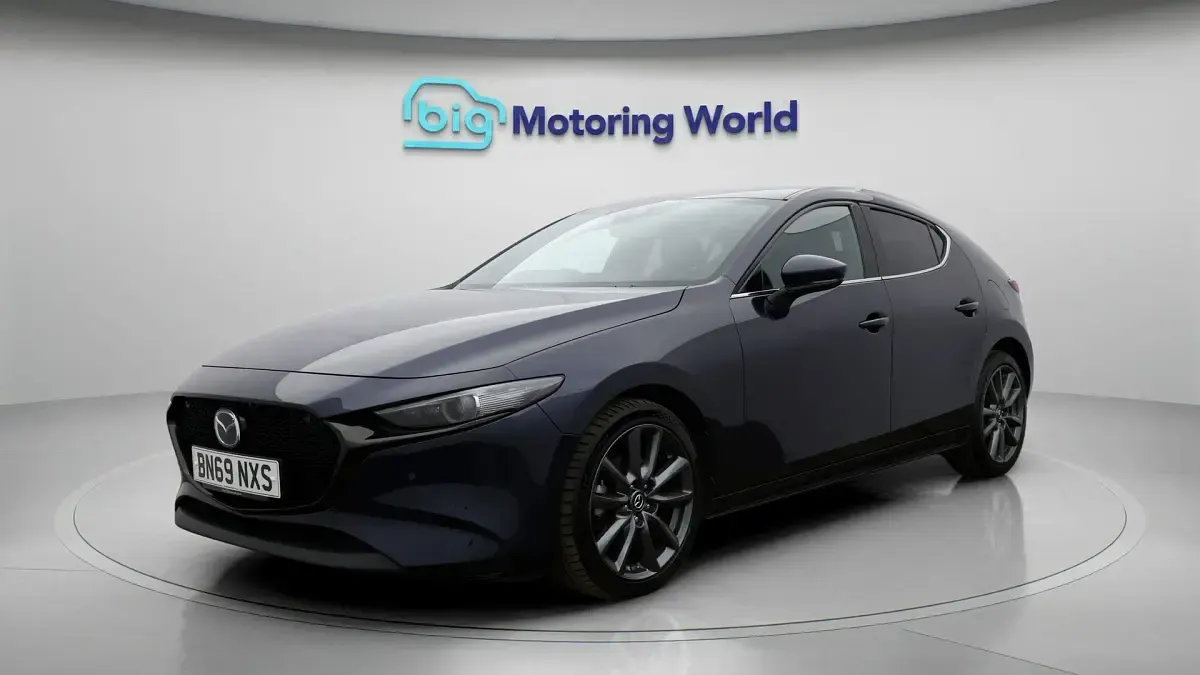 Used Mazda 3 Inclusive 122 HP (89 kW) 2020 Blue Hatchback